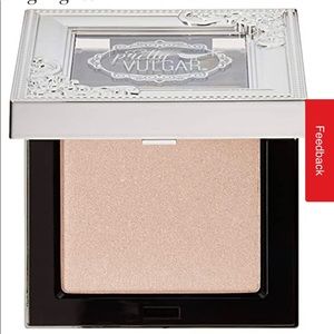 Pretty Vulgar Shimmering Swan highlighter